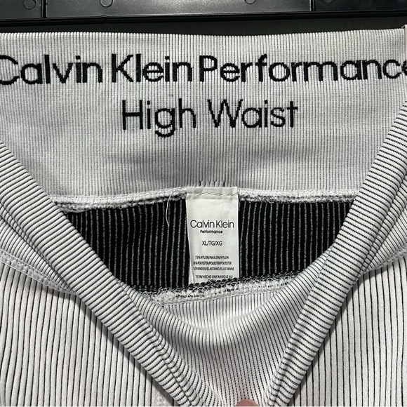CALVIN KLEIN PERFORMANCE- NWT High Waist 7/8 Tight Leggings Size XL - Picture 4 of 4